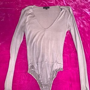 Low cut vneck body suit